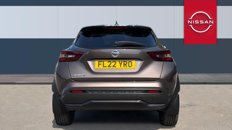 Nissan Juke 1.0 DiG-T 114 N-Connecta 5dr DCT Petrol Hatchback
